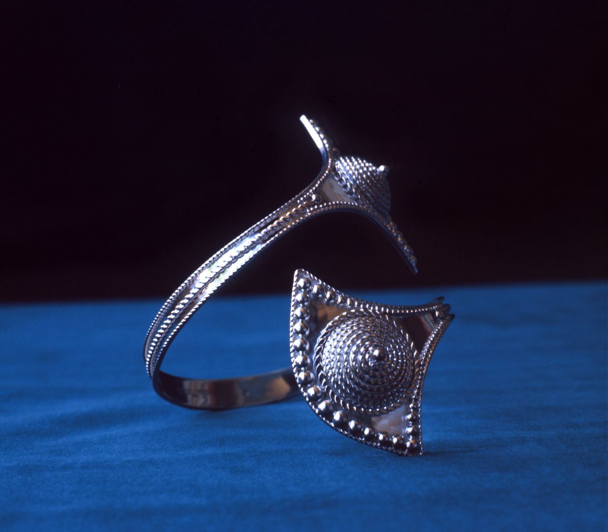 Armsmycke i silver